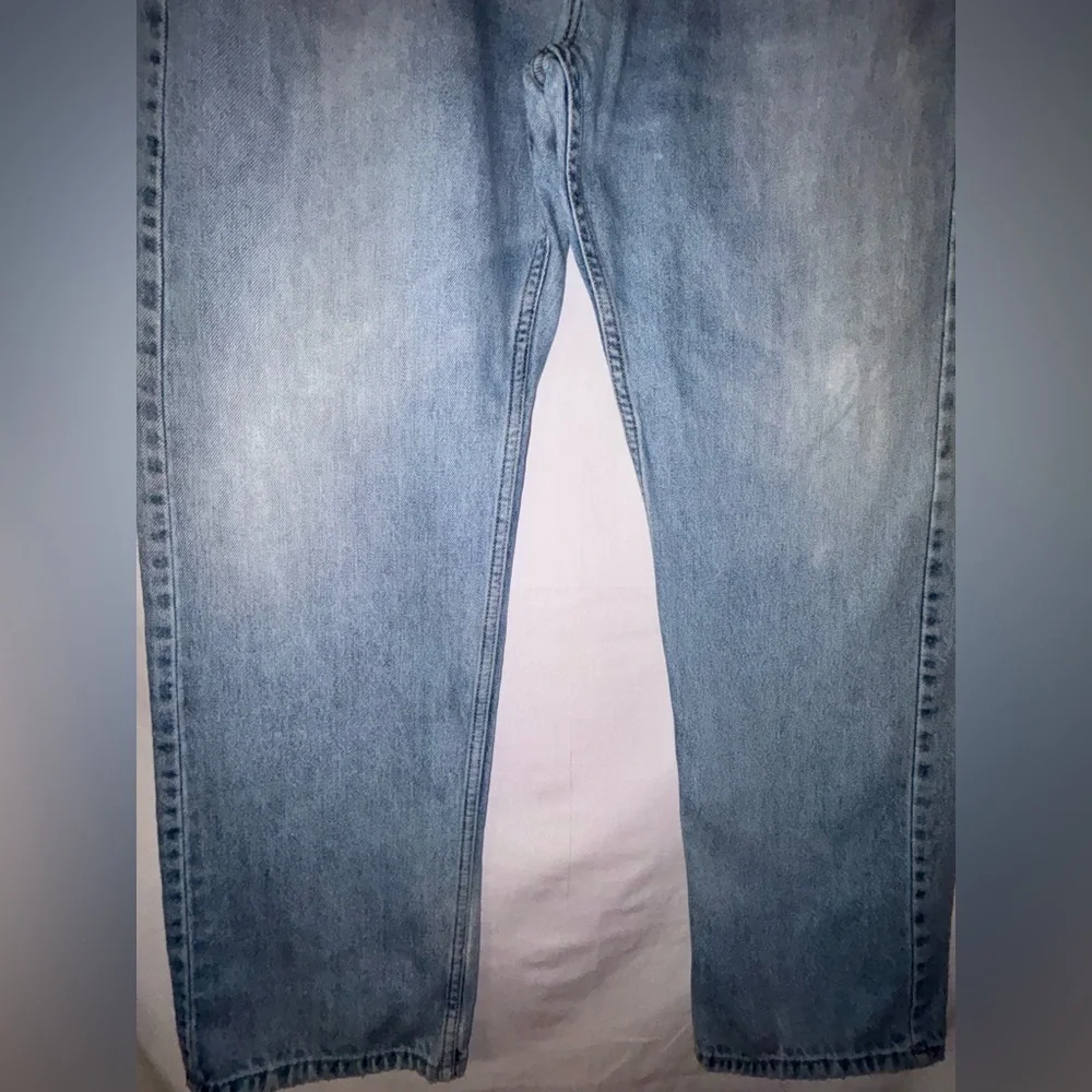 Men’s Levi's Classic Light Blue Straight Jeans - Picture 5 of 7